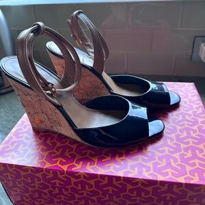 Tory Burch Ashton Navy Blue Cork Leather Wedges, Size 8